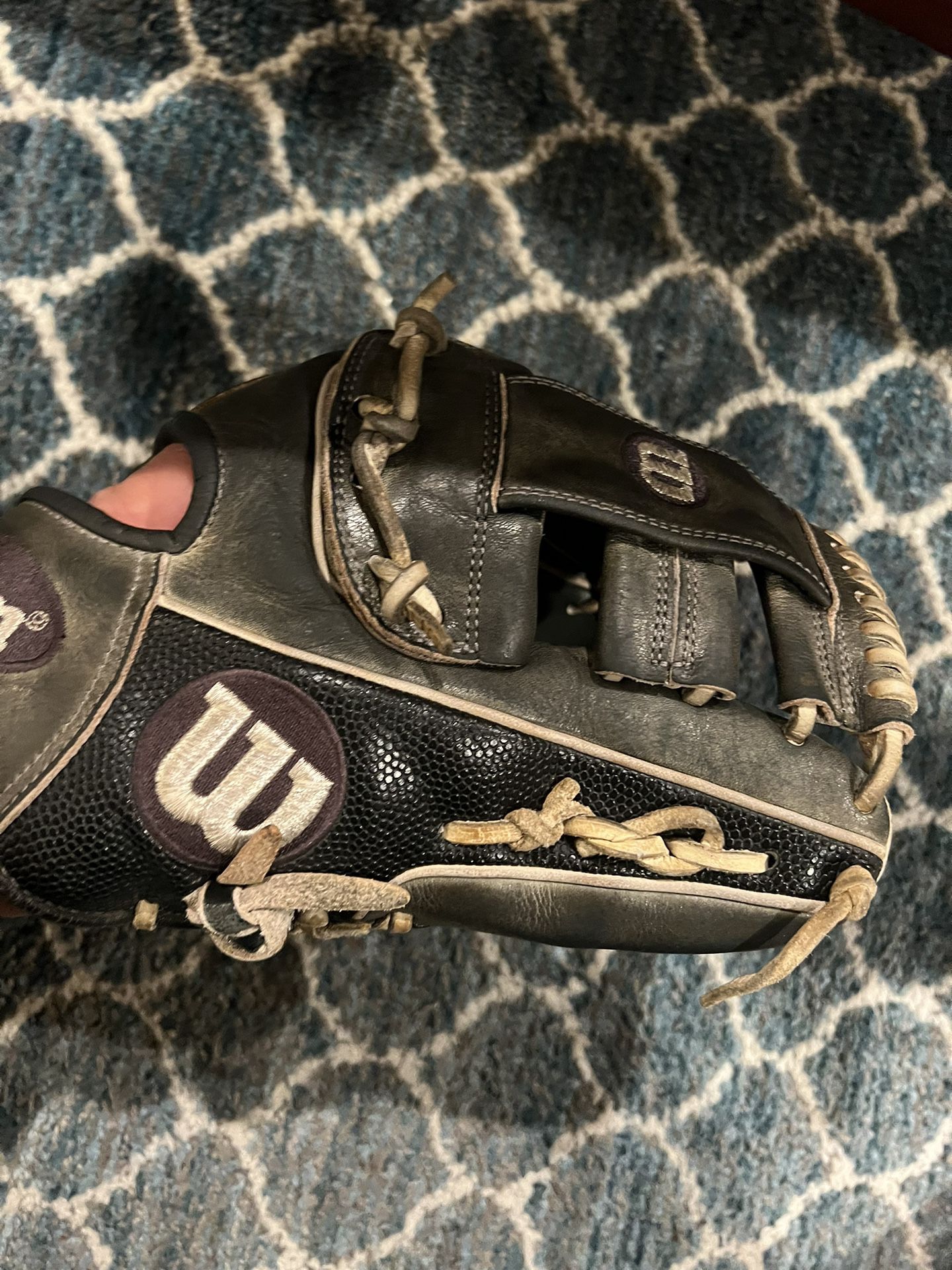 Wilson Baseball Glove A2000