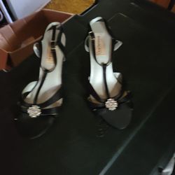 Womens Dyeables Heels   Size 7d