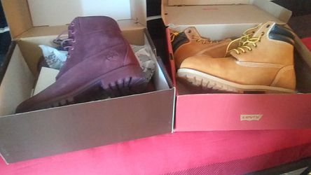 Size 9 Timberlands Limited Release and butter Levi's boots