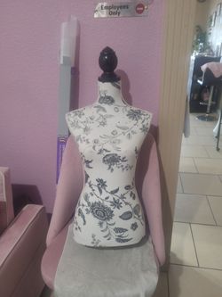 mannequin without base