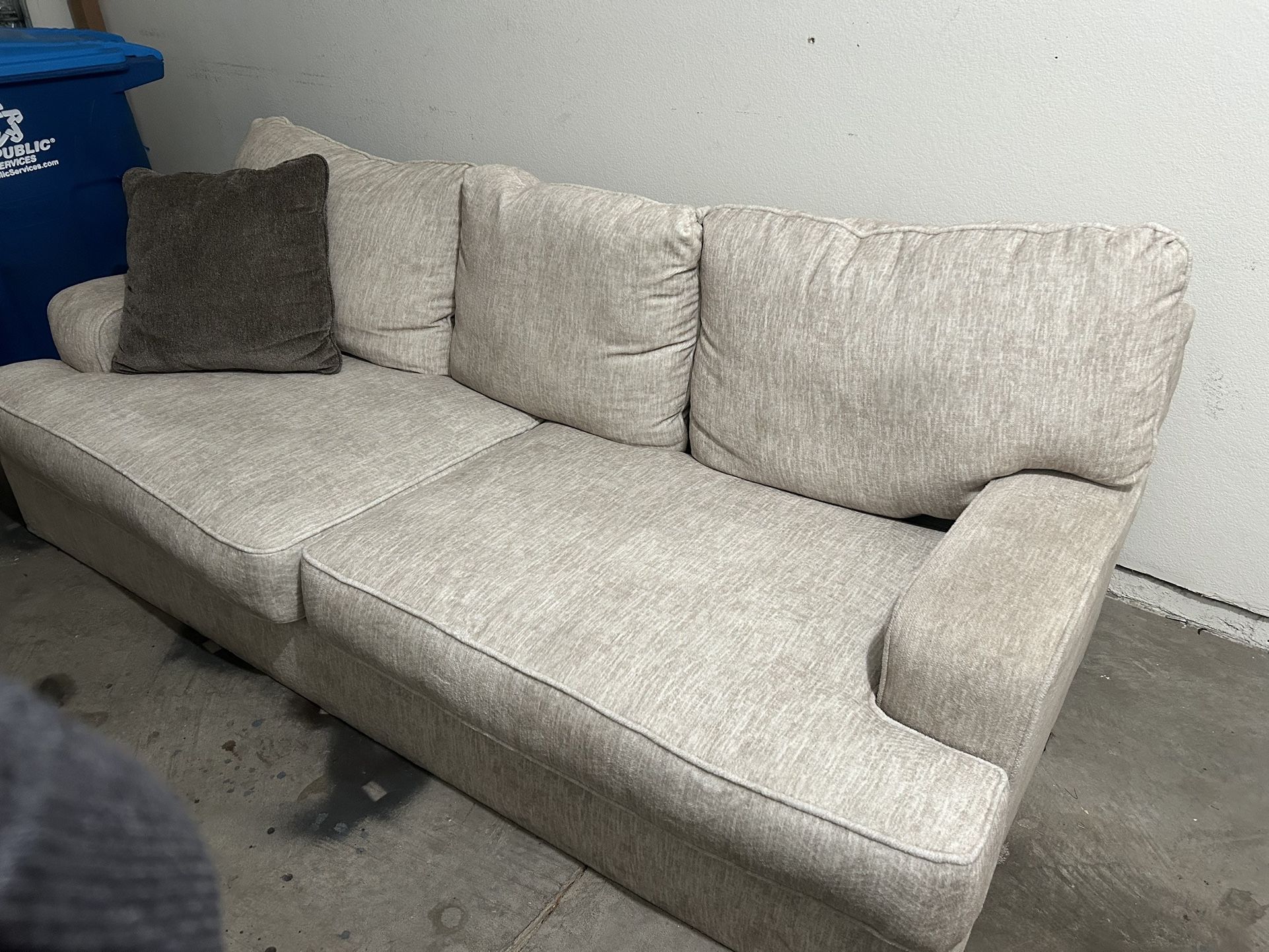 Sofa 