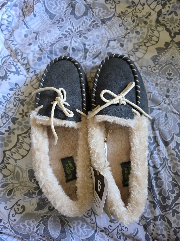 Western Chief Women's Elaine Slippers