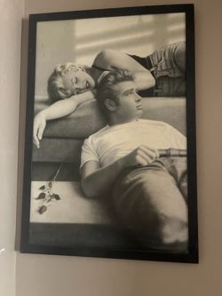 Picture Marilyn Monroe and James dean