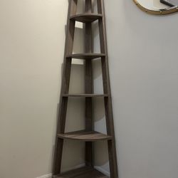 Corner Standing Shelf 