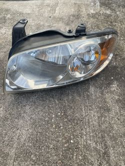 2004 2005 2006 Nissan Sentra Headlight Left Driver Side Only