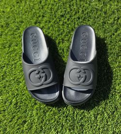 Gucci Black Interlocking GG Logo Rubber Slide Sandals Size EU 46 (Men’s ~12) – New w/ Box