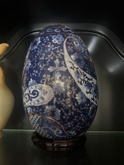 Blue and White Porcelain Egg Vase with Gold Accents