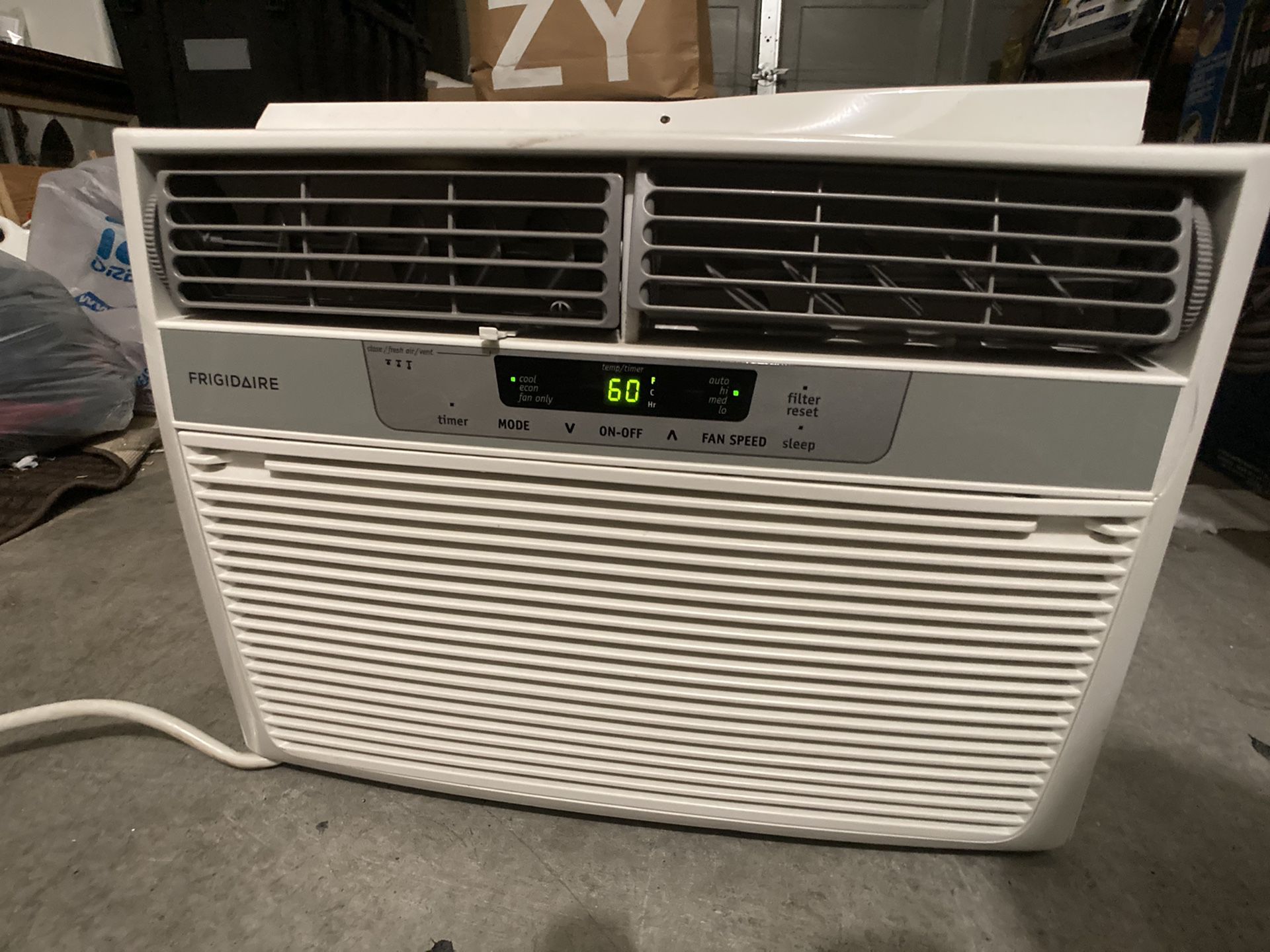 Frigidaire window ac air conditioner unit