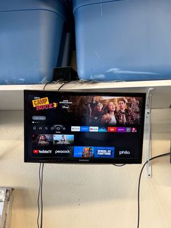 24 inch Samsung tv with wall mount