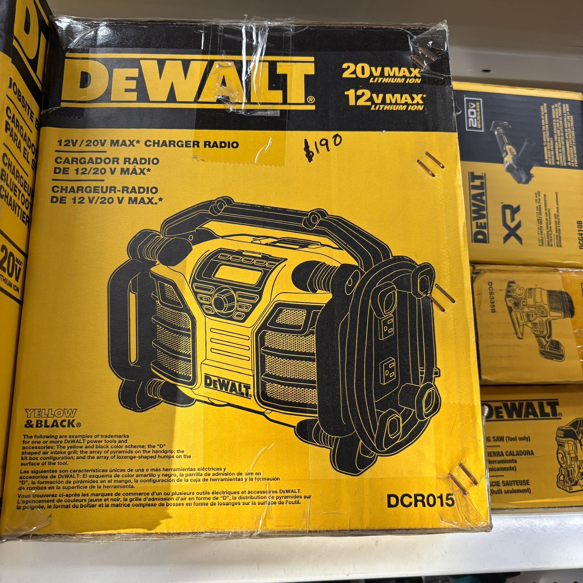 Dewalt New Radio Charger 