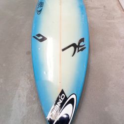 200$ obo  Hobie  Shortboard  6'4" Length. 8_3/8" Width 2_5/16"Thickness