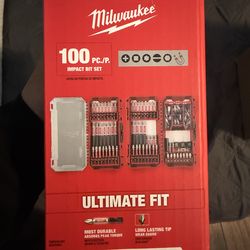 Brand  new Milwaukee  100 pc impact bit set