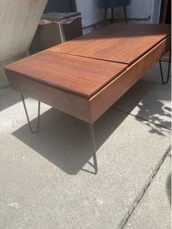 Mid Century Modern Sliding Top Coffee Table with Hairpin legs