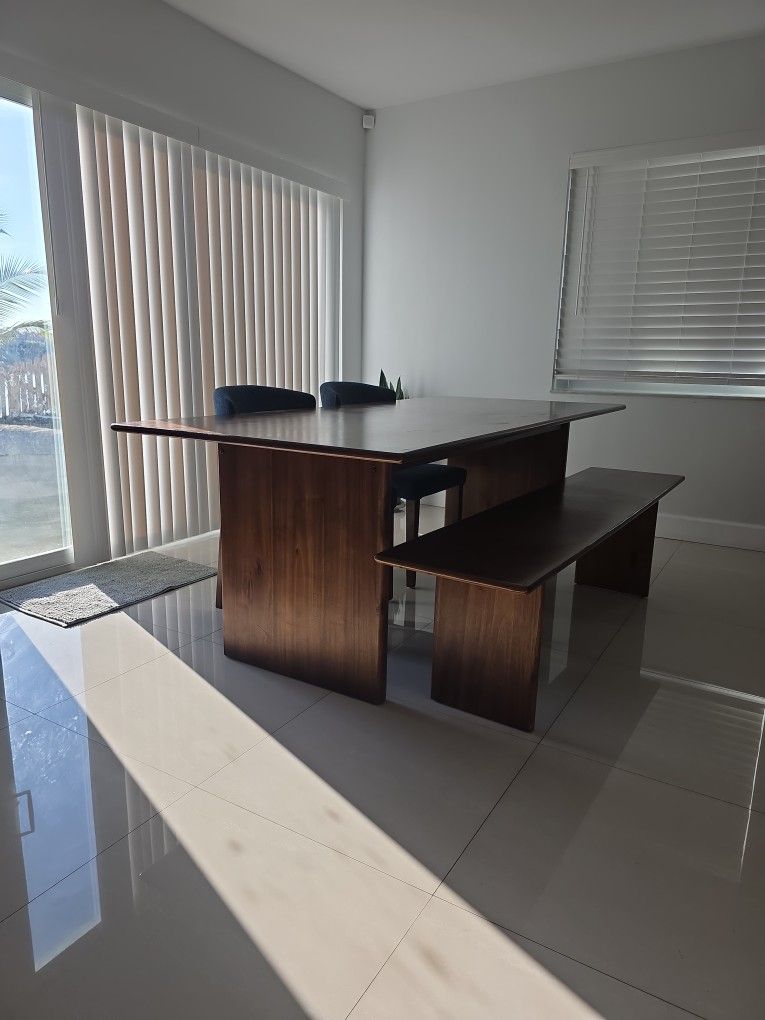 City Furniture Dining Set