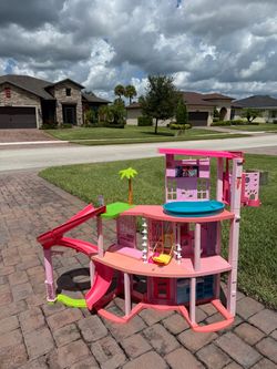 Doll house