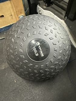 Titan Fitness 100 LB Rubber Tread Slam Ball