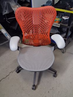 Herman Miller Mirra v2  ergonomic Office Chair