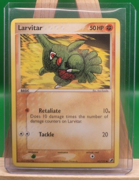 Pokemon Larvitar 61/115 Unseen Forces Regular Non Holo