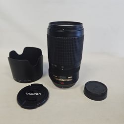 Nikon AF-S Nikkor 70-300mm f/4.5-5.6 G ED VR Zoom AF Lens With Hood 