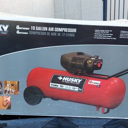 Husky 155psi 19 Gallon Air Compressor Brand New