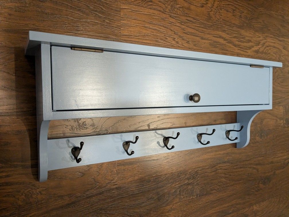 Shaker Style Coat and Mitten Rack