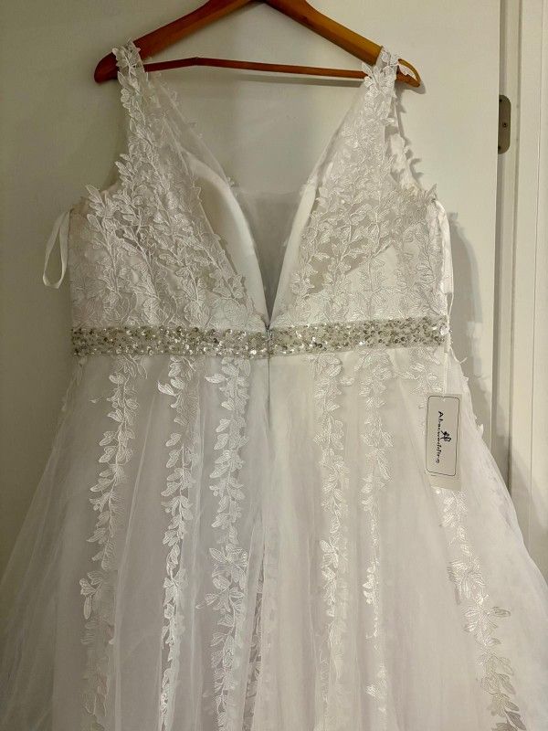 Wedding Dress Plus Size