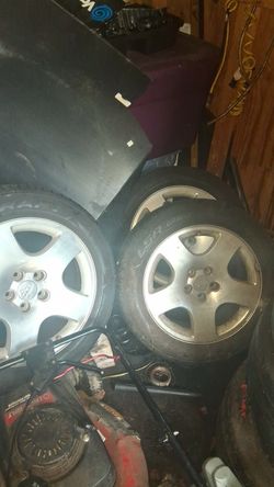 Wheel and tires 225/55r17