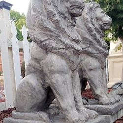 Stone Lions Set 