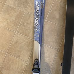 Women’s Skis 
