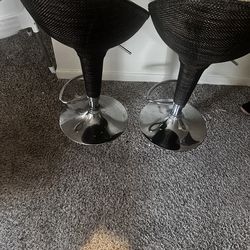 Set of 2 black bar stools
