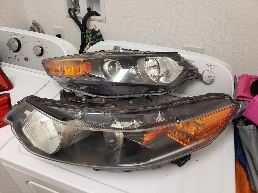2009-2013 Acura TSX Headlights and Taillights