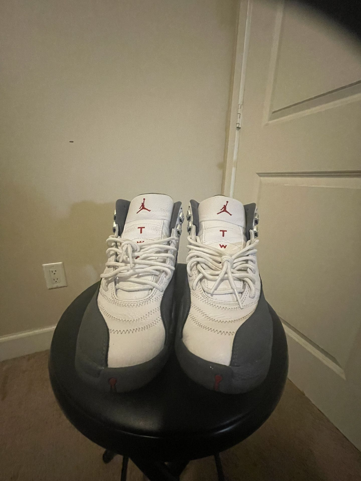 Jordan 12 Retro White Dark Grey