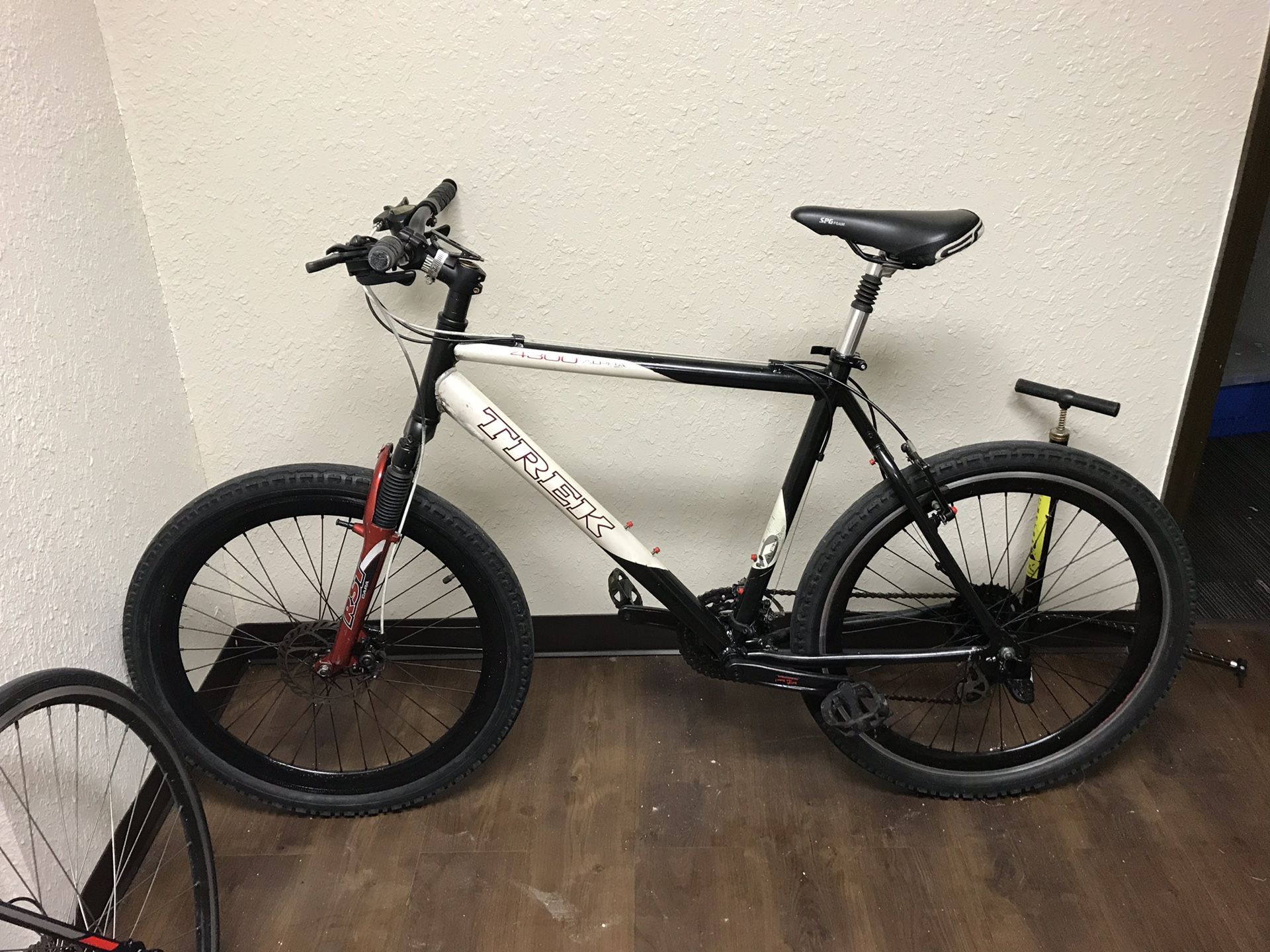 Trek Mountain bike