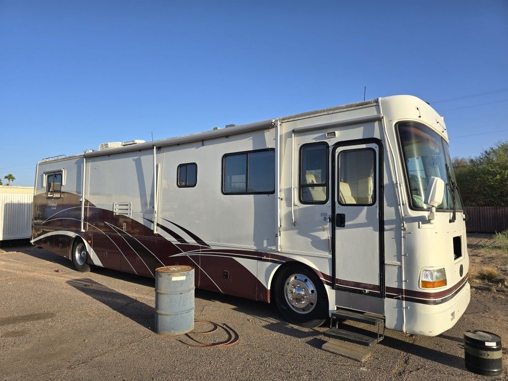 1999 Odessa Industries Overland Lorado Series M-4145