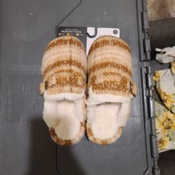 Women's XL New 9-10 $5