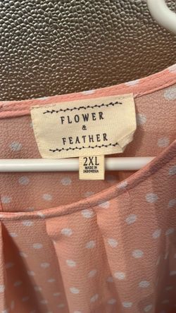 Flower & Feather Cap Sleeve Pullover Blouse