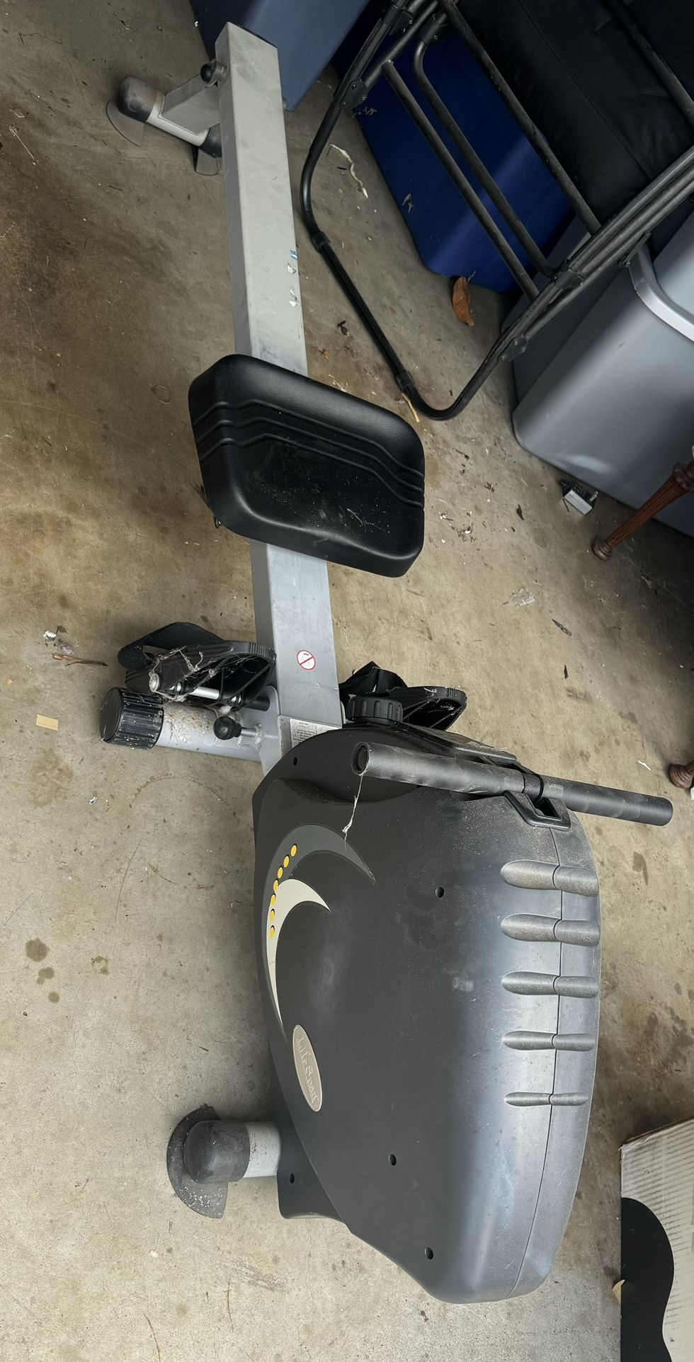 Life Span PW 1000 Rowing machine