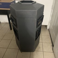Bermuda Gray Waste And Windshield Service Center, 45-Gallon Hex, Double-Sided, Open-Top Lid