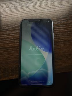 Unlocked Iphone 11 Black (non working face ID)