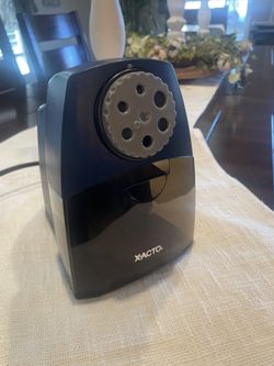 X-ACTO Teacher Pro Electric Pencil Sharpener, Black (1675)