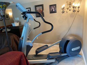 2013 Precor EFX 883 Elipitical