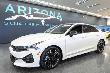 2022 Kia K5
