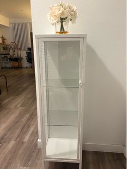 Display cabinet