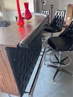 Mid-Century Modern bar