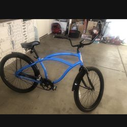 3 Bikes Beach Cruiser ,Harley Davidson , Landrider