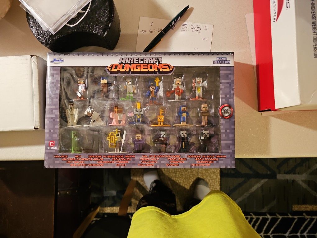 Minecraft Dungeons Mini Figures. New In Box
