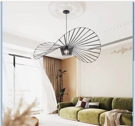 Black Chandelier, D39 Creative Straw Hat Shape Pendant Light, Stretch Fabric+Fiberglass Material, Modern Farmhouse Chandeliers, Suitable for Living Ro