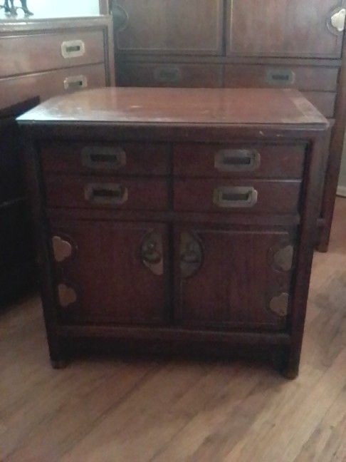 Matching 4 Piece Dresser Bedroom Set