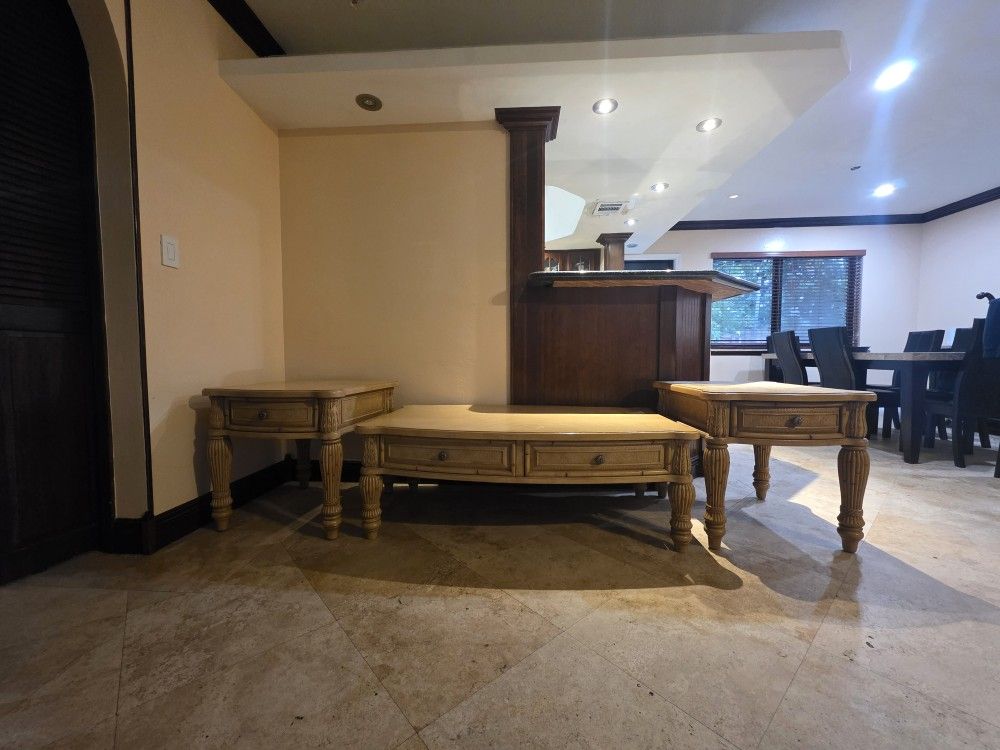 3-Piece Coffee Table 
