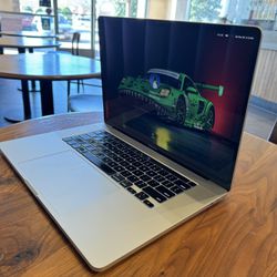 Late. 2019. MacBook Pro 16”2.3 Core I9–16Gb Ram -500. Ssd 